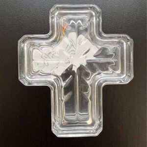 Glass Cross Box